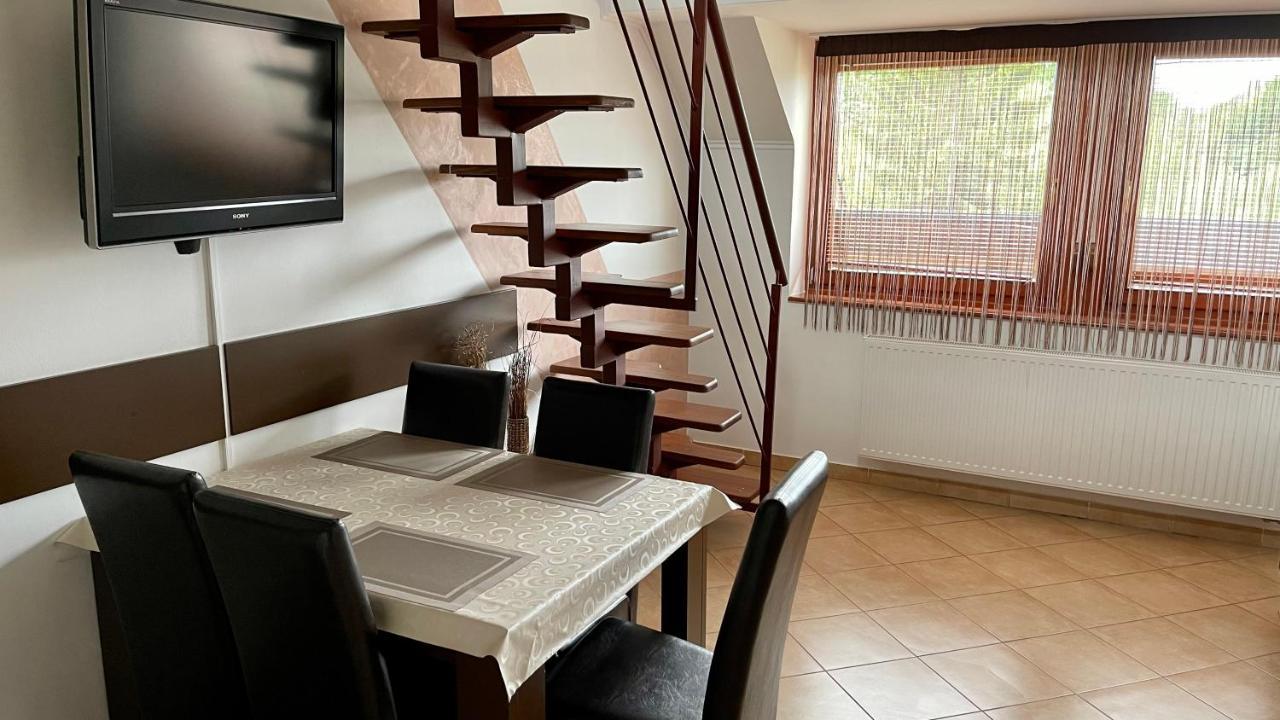 Gyula Var Panorama Apartman المظهر الخارجي الصورة