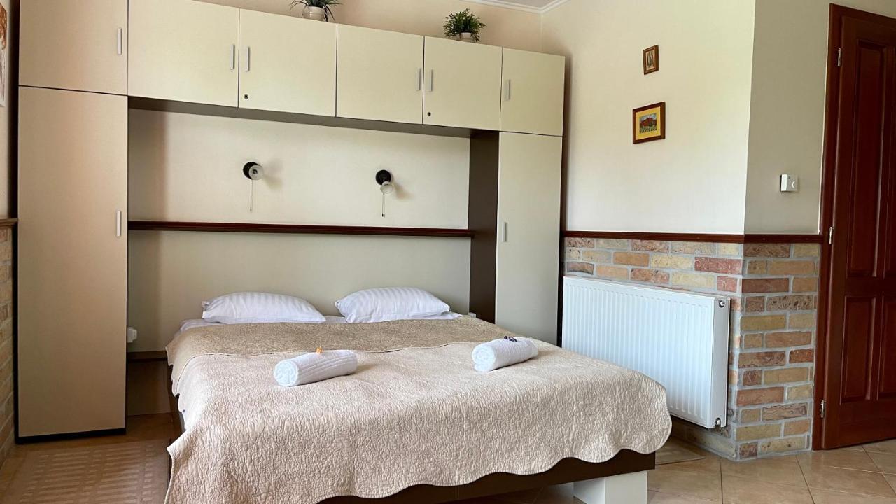 Gyula Var Panorama Apartman المظهر الخارجي الصورة